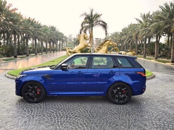 Range Rover Sport SVR (Blau), 2020