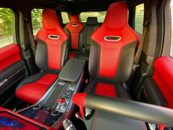 Range Rover Sport SVR (Blau), 2020