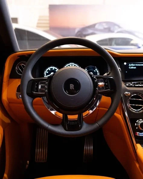 Rolls Royce Cullinan (White), 2022