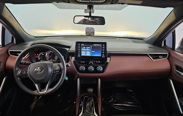 Toyota Corolla Cross (White), 2024