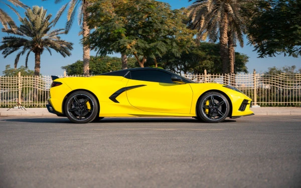 Chevrolet Corvette (Yellow), 2022