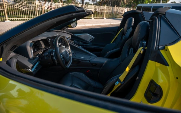 Chevrolet Corvette (Yellow), 2022