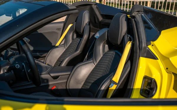 Chevrolet Corvette (Yellow), 2022