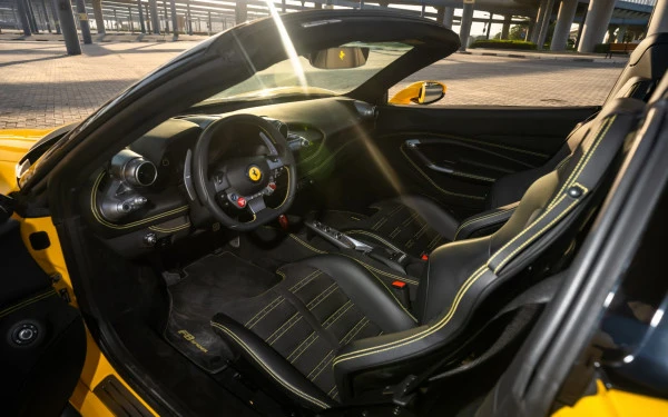 Ferrari F8 Tributo Spider (Yellow), 2022