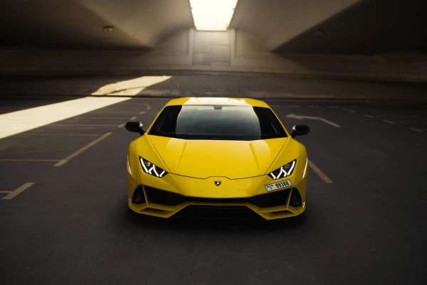 Lamborghini Evo coupe (Yellow), 2020
