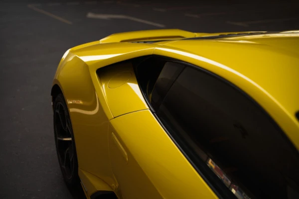 Lamborghini Evo coupe (Yellow), 2020