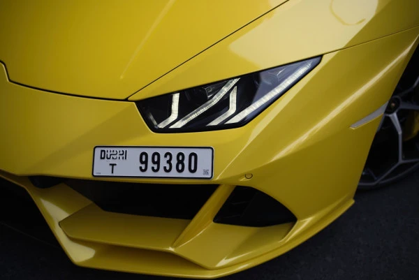 Lamborghini Evo coupe (Yellow), 2020