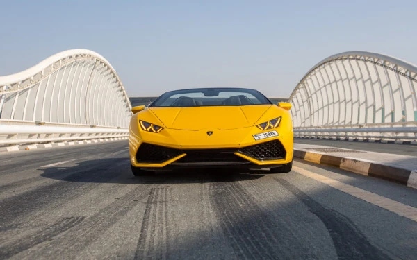 Lamborghini Huracan Spyder (Yellow), 2021