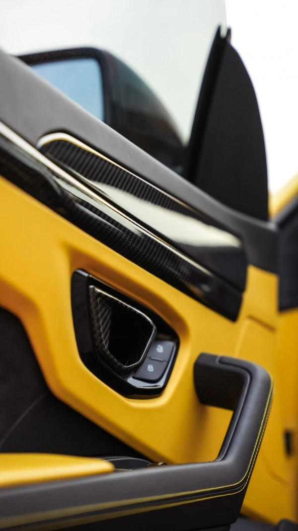Lamborghini Urus (Gelb), 2019