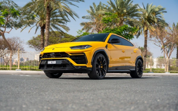 Lamborghini Urus (Yellow), 2023