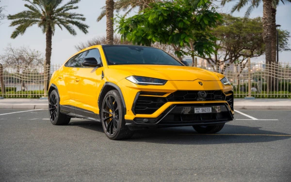 Lamborghini Urus (Yellow), 2023