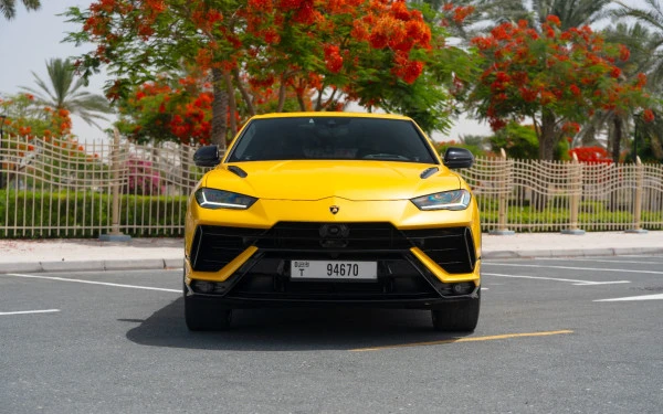Lamborghini Urus (Yellow), 2023